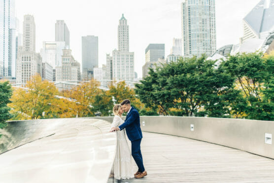 Couple kissing in downtown Chicago